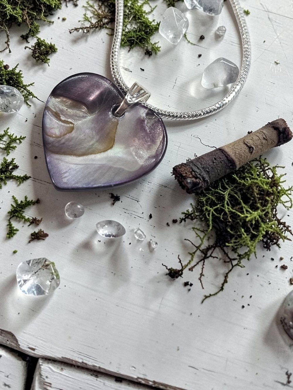 Iridescent Purple Mother Of Pearl Heart Shell Pendant Necklace